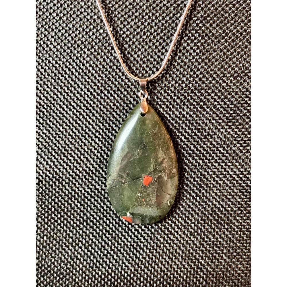 Natural Green Stone Teardrop Pendant Stainless Steel Snake Chain Necklace 22"
